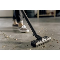 "Powerful Kärcher WD 5 S V-25/5/22 Yellow Vacuum Cleaner - Exceptional Cleaning Performance!"